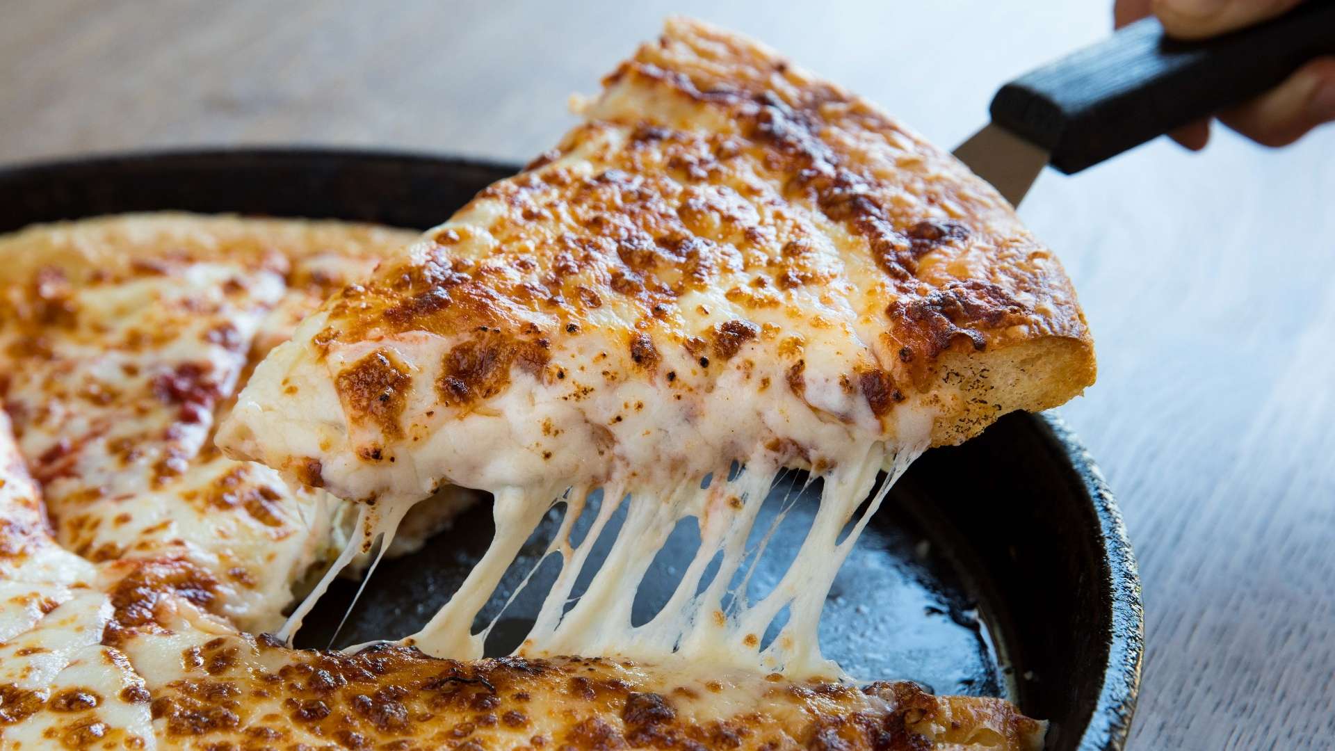 推动了荷兰 推动了荷兰